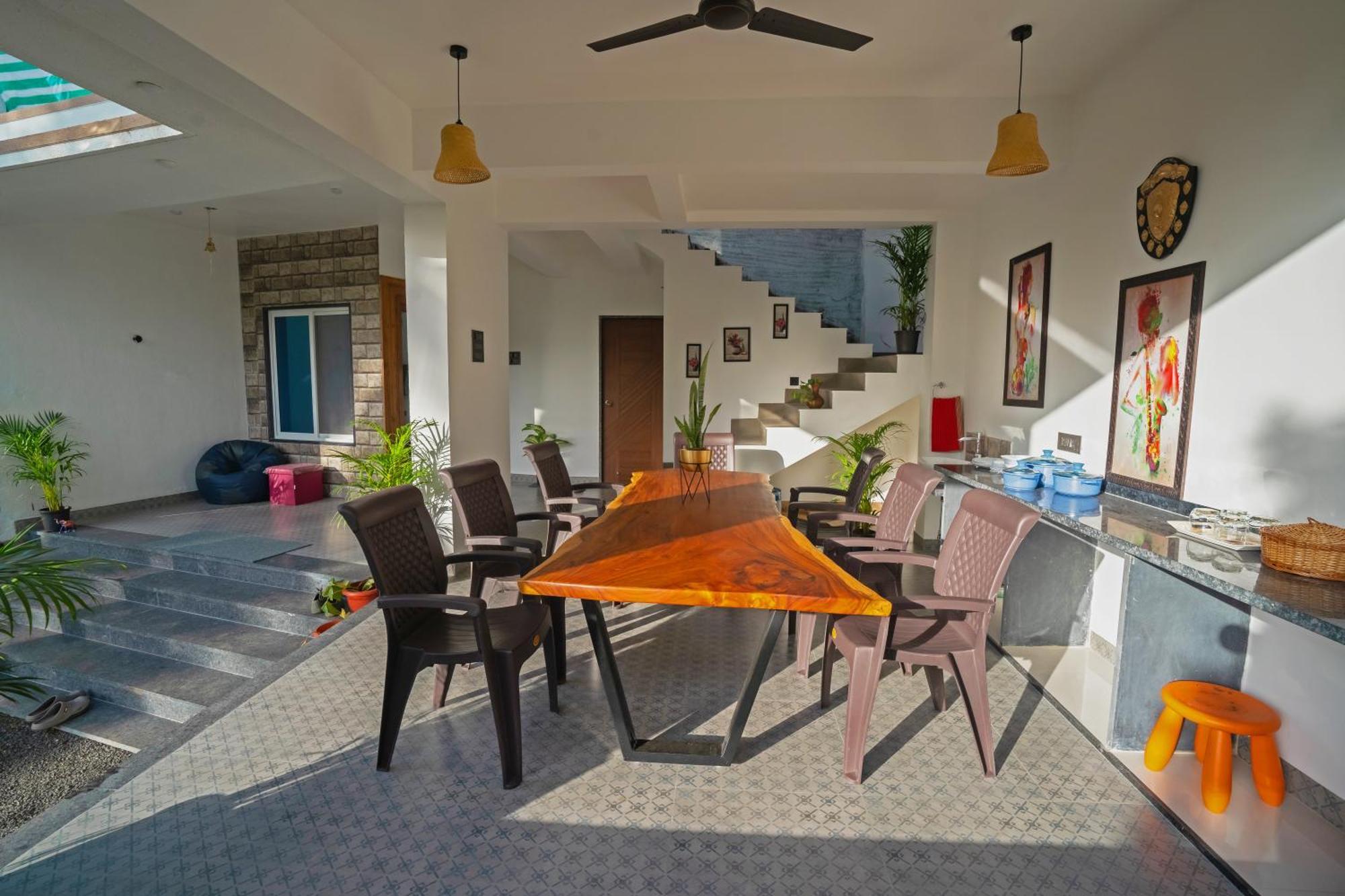 Almond Villa Alībāg Buitenkant foto